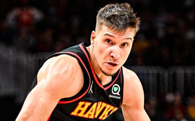 就在刚刚，传来湖人队3条新消息！东契奇被批评，保罗是个好人