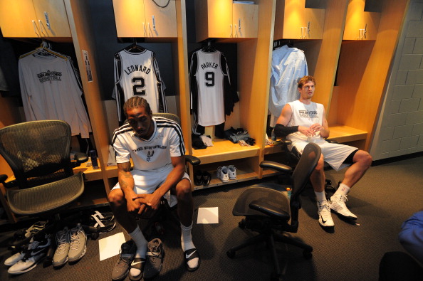 野茂英雄在道奇队的谢幕战，全场观众用日文大喊其名，场面动人