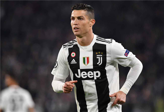 芝加哥白袜官方商城：村上宗隆 55 号球衣在上线 24 小时内即告断货，球队正紧急补产