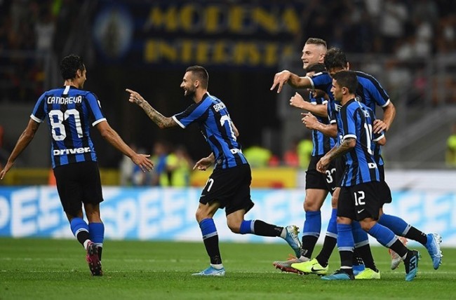 [德甲]基米希破门卡尔世界波 拜仁3-0完胜十人门兴