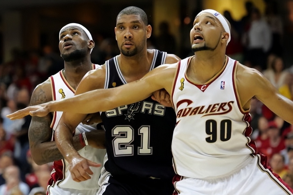 阿门23+14+10火箭双杀骑士 猛龙送老鹰4连败